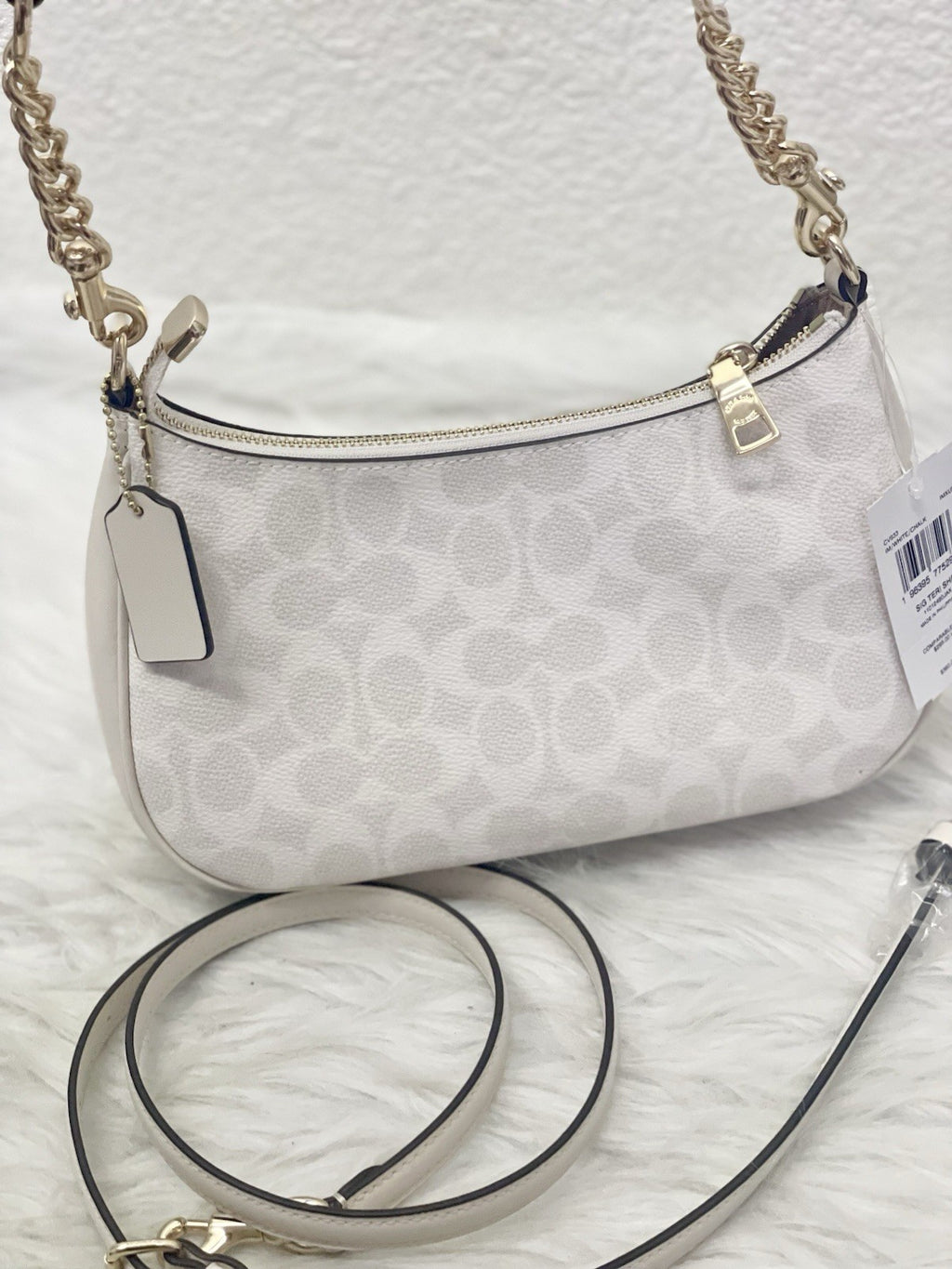NWT COACH Women’s Teri Shoulder Bag In Signature Canvas In White/Chalk