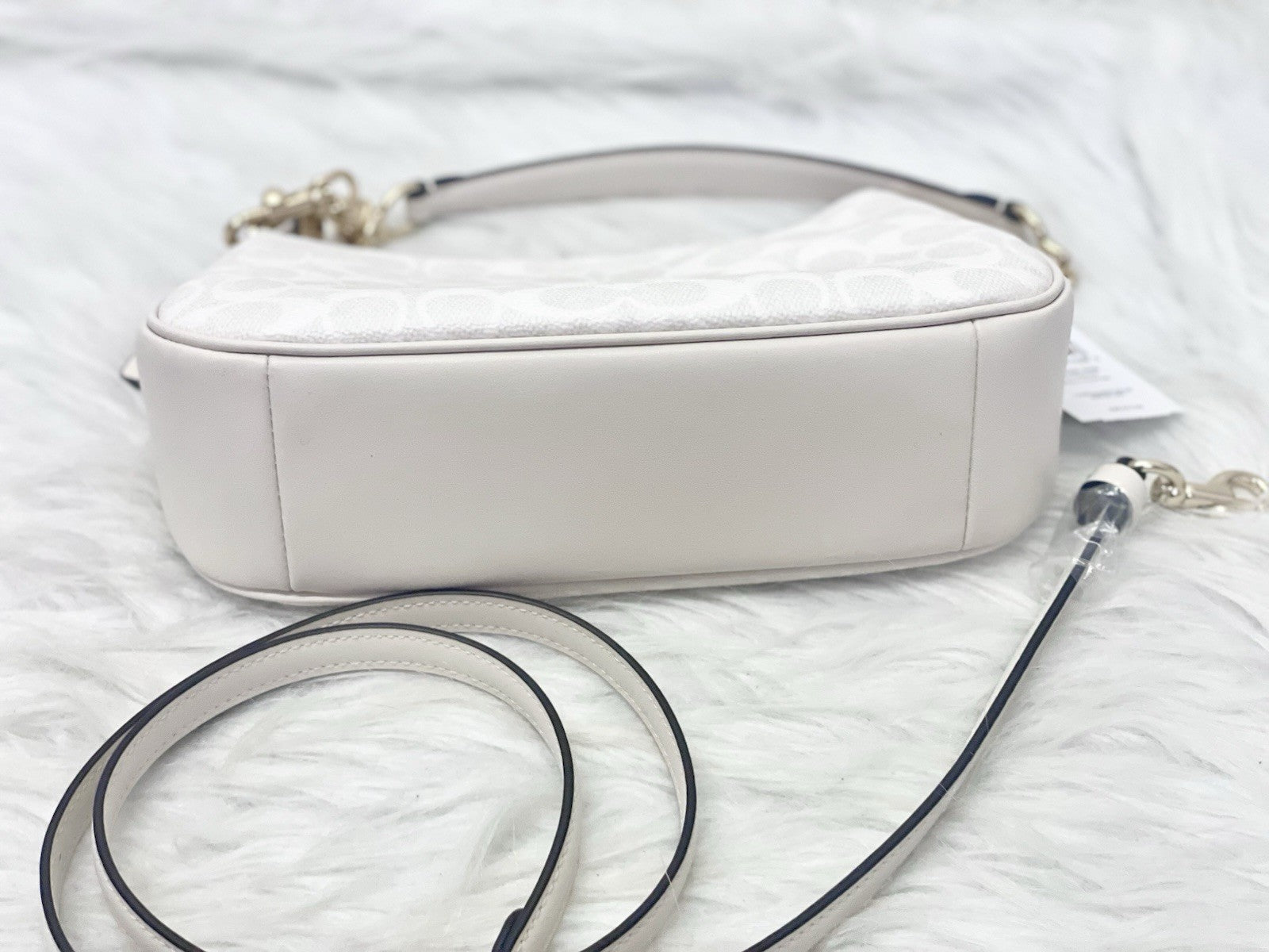NWT COACH Women’s Teri Shoulder Bag In Signature Canvas In White/Chalk