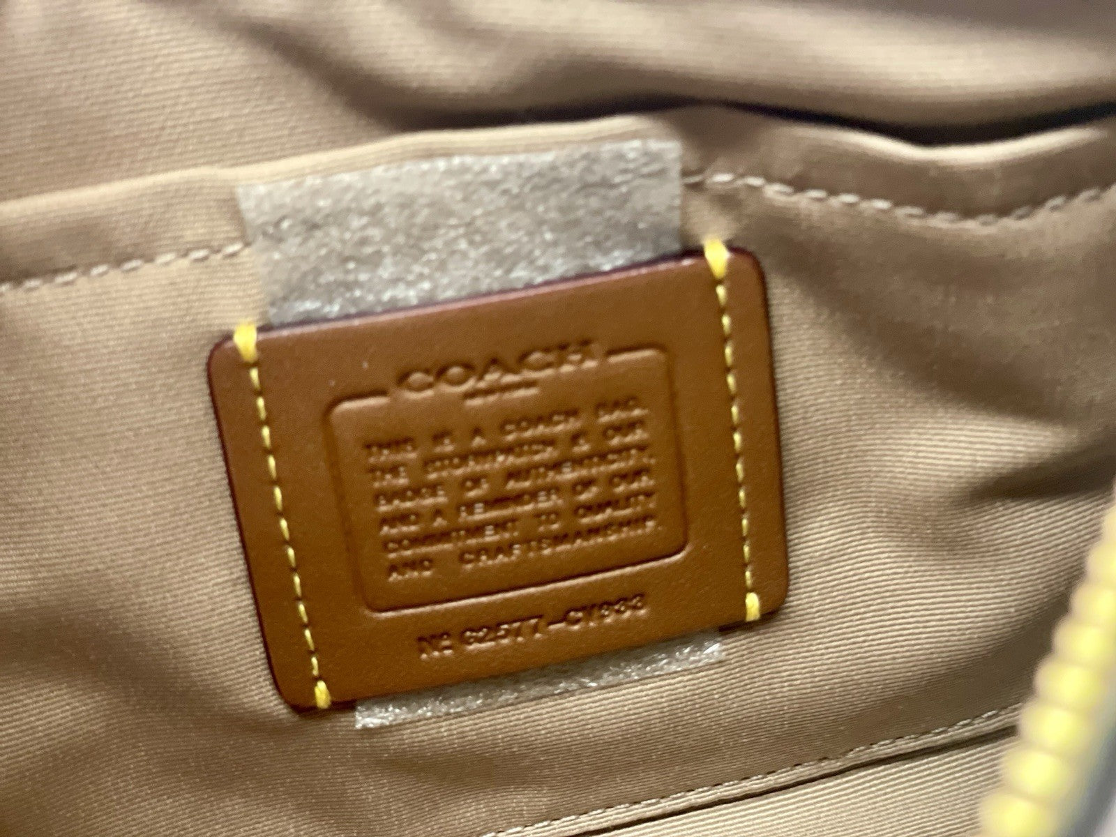 NWT COACH Women’s Teri Shoulder Bag In Signature Canvas In White/Chalk